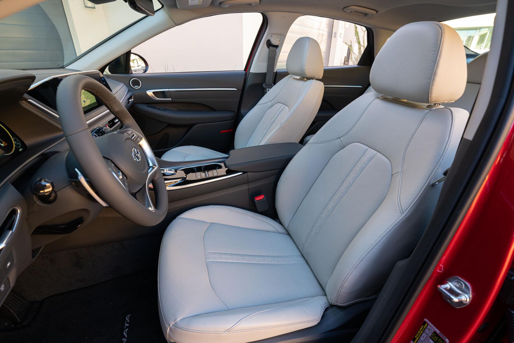 Large-47301-2022Sonata.jpg